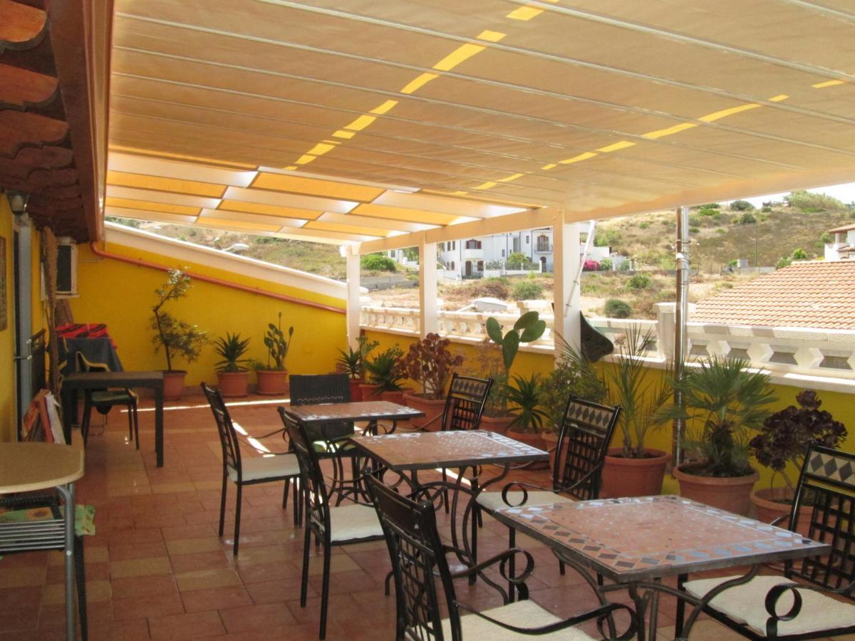 B&B Le Terrazze Isola Di S. Antioco ซานตันตีโอโก ภายนอก รูปภาพ