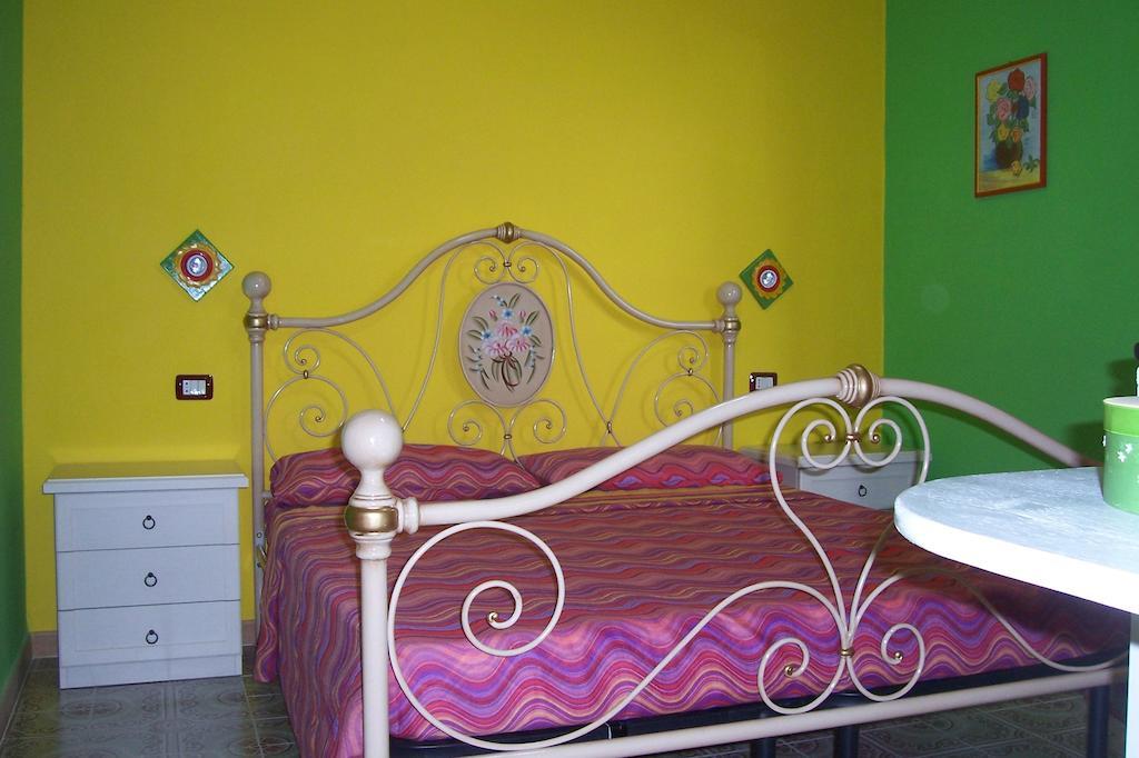 B&B Le Terrazze Isola Di S. Antioco ซานตันตีโอโก ภายนอก รูปภาพ