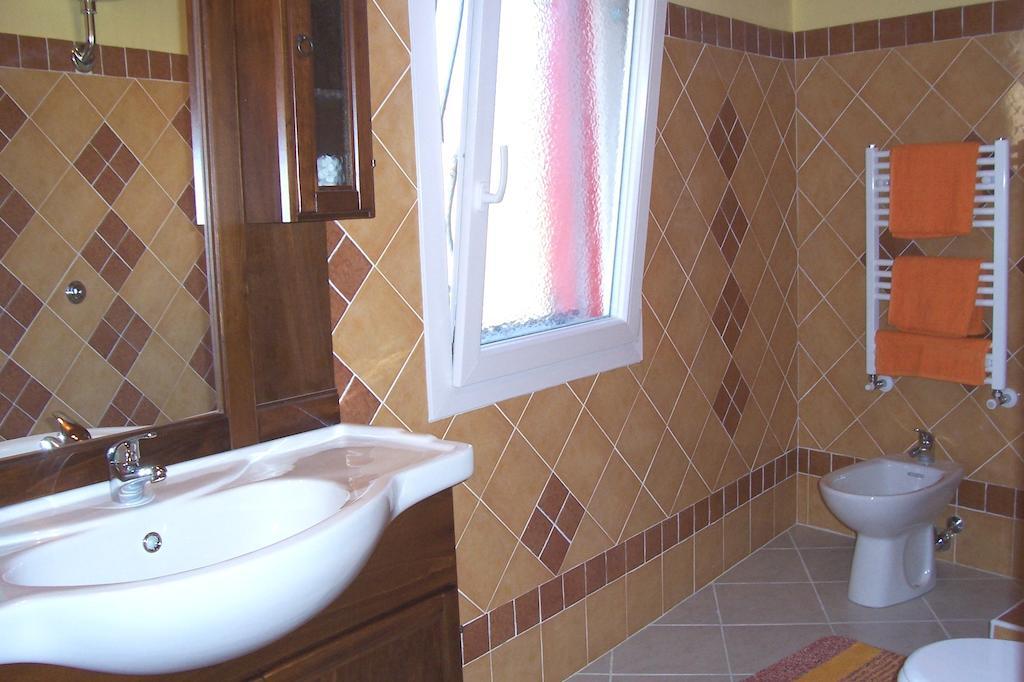 B&B Le Terrazze Isola Di S. Antioco ซานตันตีโอโก ภายนอก รูปภาพ