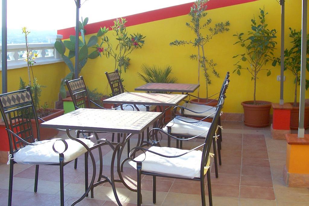 B&B Le Terrazze Isola Di S. Antioco ซานตันตีโอโก ภายนอก รูปภาพ